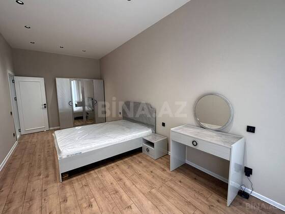 3 otaqlı Köhnə tikili, 28 May m., Bakı