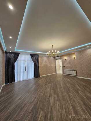 4 otaqlı, 232.0 m², 28 May