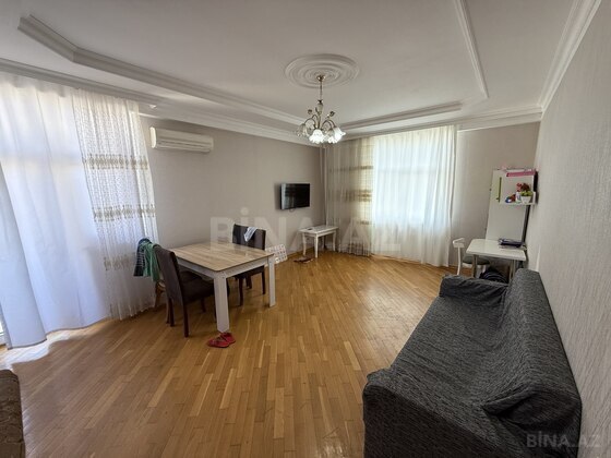 2 otaqlı, 78.0 m², Xalqlar Dostluğu