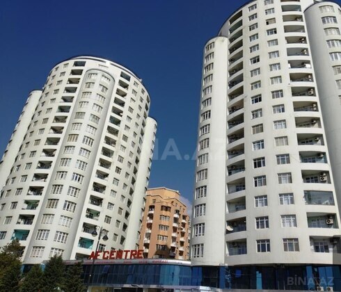 5 otaqlı, 241.0 m², 28 May