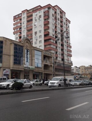 3 otaqlı Yeni tikili, İnşaatçılar m., Bakı