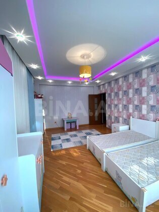3 otaqlı Yeni tikili, Neftçilər m., Bakı