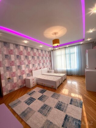 3 otaqlı Yeni tikili, Neftçilər m., Bakı