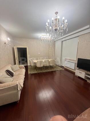 4 otaqlı Yeni tikili, Bakıxanov q., Bakı