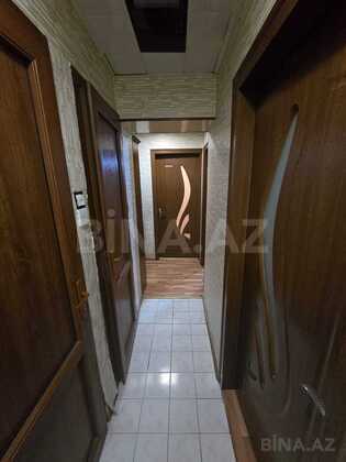 3 otaqlı Köhnə tikili, Qara Qarayev m., Bakı
