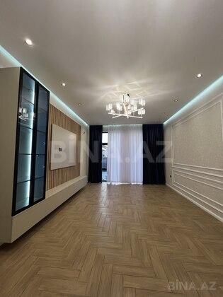 4 otaqlı, 130.0 m², Görədil