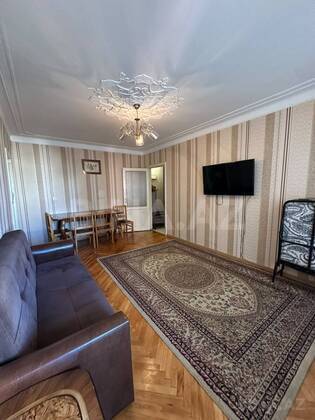 2 otaqlı Köhnə tikili, Elmlər Akademiyası m., Bakı