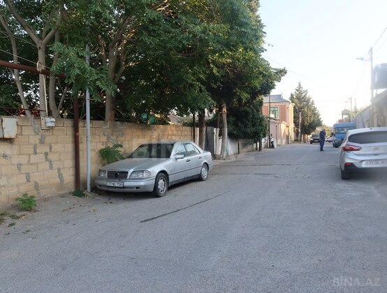 Torpaq Qaraçuxur q., Bakı