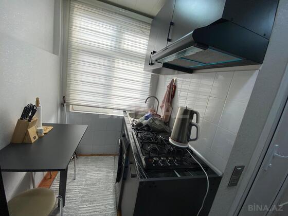 2 otaqlı Köhnə tikili, Badamdar q., Bakı