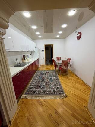 2 otaqlı Köhnə tikili, Nəsimi m., Bakı