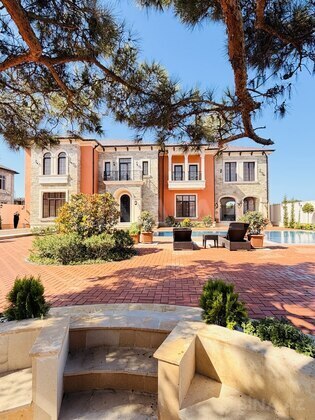 6 otaqlı Həyət evi/Bağ evi, Mərdəkan q., Bakı