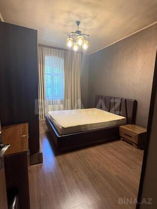 4 otaqlı Köhnə tikili, 28 May m., Bakı