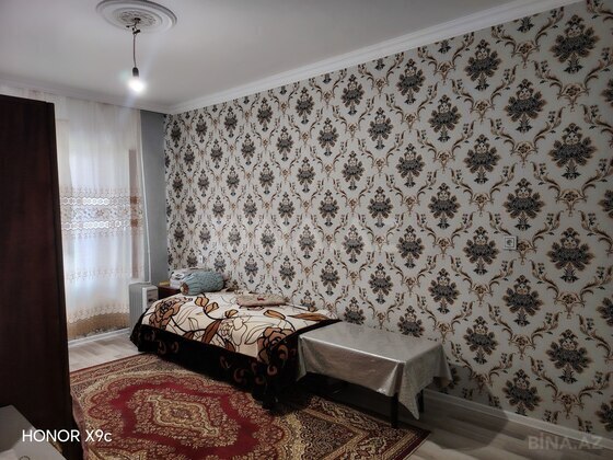 4 otaqlı Köhnə tikili, Həzi Aslanov m., Bakı