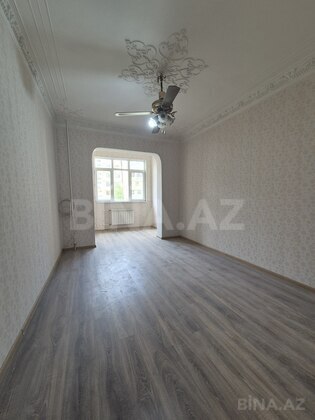 2 otaqlı Köhnə tikili, Yeni Yasamal q., Bakı