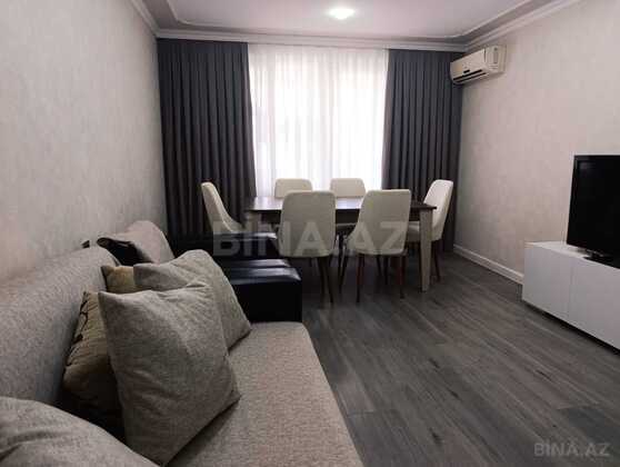 3 otaqlı, 70.0 m², Neftçilər
