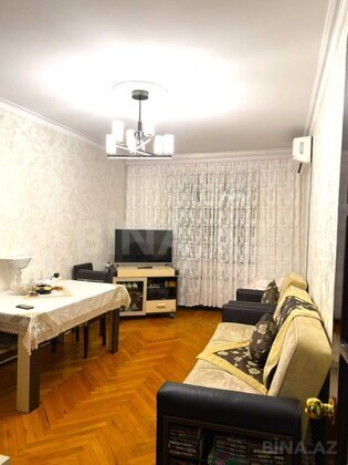 2 otaqlı Köhnə tikili, Neftçilər m., Bakı