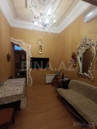 3 otaqlı Köhnə tikili, Sahil m., Bakı