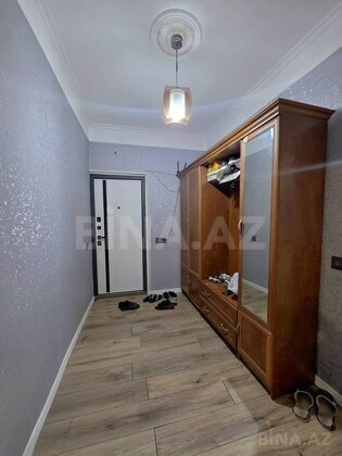3 otaqlı Köhnə tikili, Memar Əcəmi m., Bakı