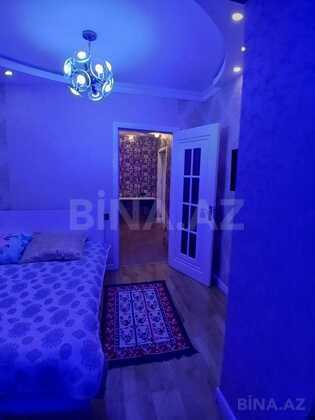 2 otaqlı Köhnə tikili, Elmlər Akademiyası m., Bakı