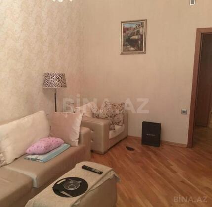 2 otaqlı Yeni tikili, Şah İsmayıl Xətai m., Bakı