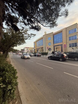 2 otaqlı Köhnə tikili, Xalqlar Dostluğu m., Bakı