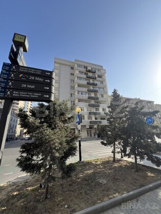 3 otaqlı Köhnə tikili, 28 May m., Bakı