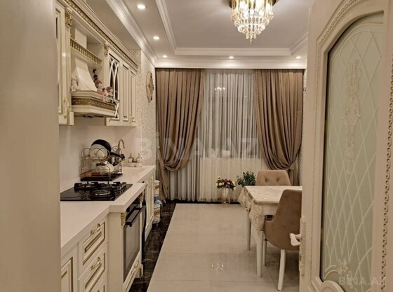 3 otaqlı Yeni tikili, Neftçilər m., Bakı