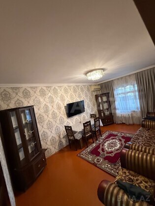 3 otaqlı Köhnə tikili, Massiv V q., Bakı