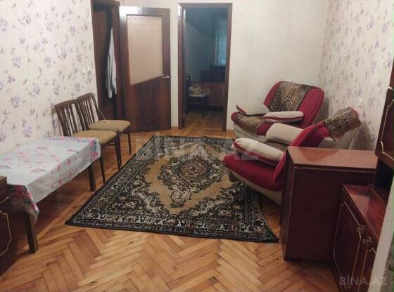 2 otaqlı Köhnə tikili, İnşaatçılar m., Bakı