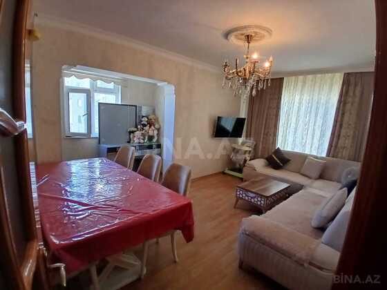 2 otaqlı Köhnə tikili, Xətai r., Bakı