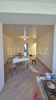 2 otaqlı Köhnə tikili, Elmlər Akademiyası m., Bakı