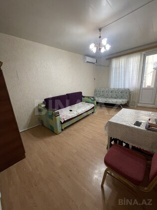 1 otaqlı Köhnə tikili, Memar Əcəmi m., Bakı