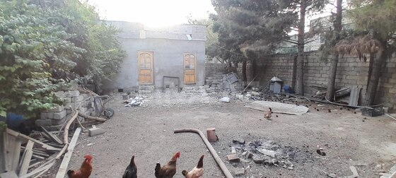 Torpaq Bakıxanov q., Bakı