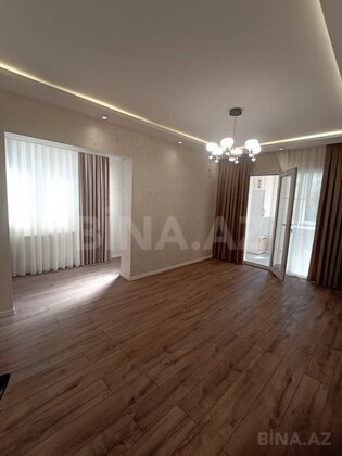 2 otaqlı Köhnə tikili, Xalqlar Dostluğu m., Bakı