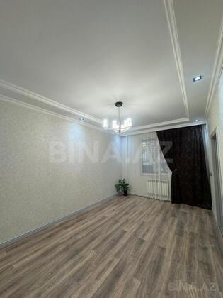 2 otaqlı Köhnə tikili, Memar Əcəmi m., Bakı