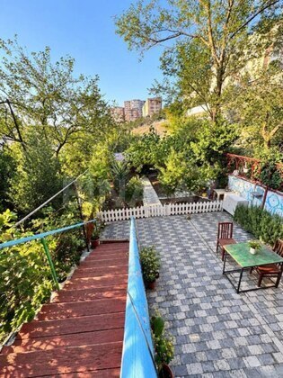 4 otaqlı Köhnə tikili, Həzi Aslanov m., Bakı
