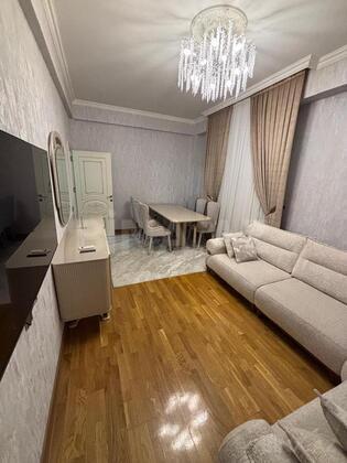 2 otaqlı Yeni tikili, Yasamal q., Bakı