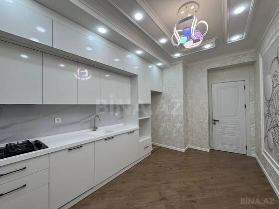 3 otaqlı Yeni tikili, Neftçilər m., Bakı