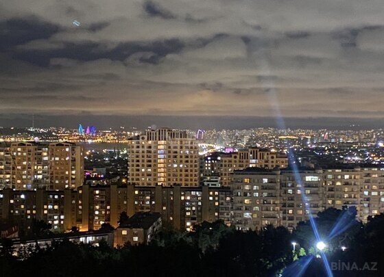 3 otaqlı Köhnə tikili, Əhmədli m., Bakı