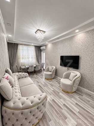 3 otaqlı Yeni tikili, İnşaatçılar m., Bakı