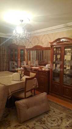 4 otaqlı Köhnə tikili, Əhmədli m., Bakı