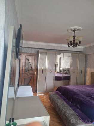 3 otaqlı Köhnə tikili, Əhmədli m., Bakı