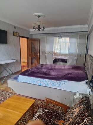 3 otaqlı Köhnə tikili, Əhmədli m., Bakı