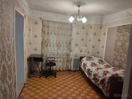 2 otaqlı Köhnə tikili, Memar Əcəmi m., Bakı