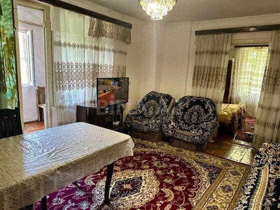 2 otaqlı Köhnə tikili, Saray q., Bakı