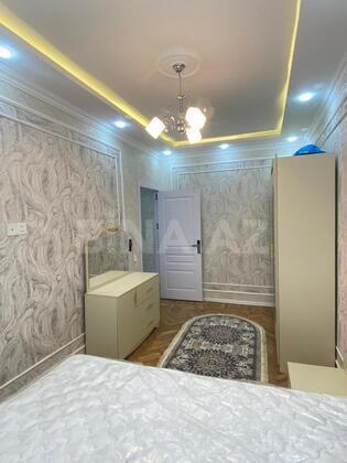 2 otaqlı Köhnə tikili, Memar Əcəmi m., Bakı