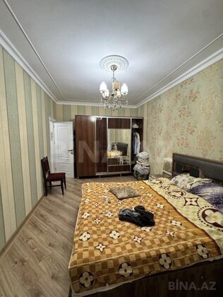 4 otaqlı Köhnə tikili, Azadlıq Prospekti m., Bakı