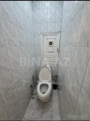 4 otaqlı Köhnə tikili, Azadlıq Prospekti m., Bakı
