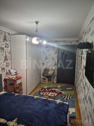3 otaqlı Köhnə tikili, Neftçilər m., Bakı