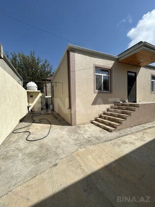 4 otaqlı Həyət evi/Bağ evi, Binə q., Bakı